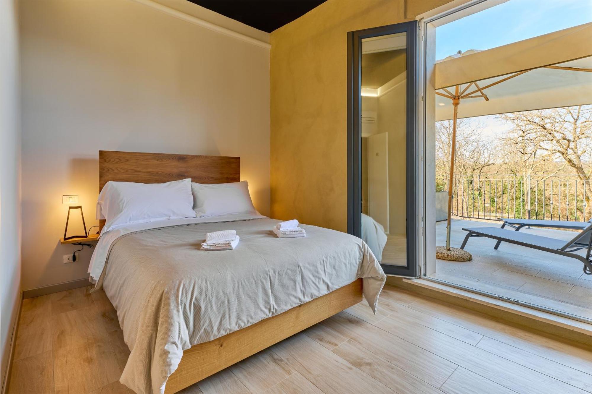 La Dama Country Rooms Монтериджони Екстериор снимка